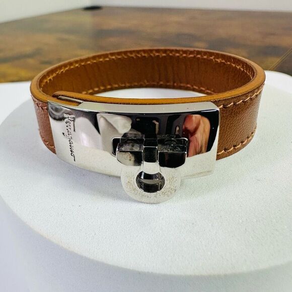 Salvatore Ferragamo Gancini Brown Leather Bracelet With Pouch - Picture 1 of 11